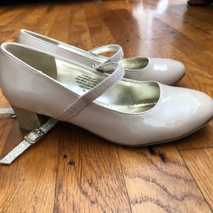 Nine West Mary Jane girls shoes
